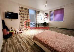 Дом 186м², 2-этажный, участок 5 сот.