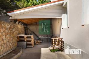 Дом 200м², 2-этажный, участок 4 сот.