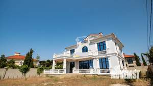 Дом 414м², 3-этажный, участок 8 сот.