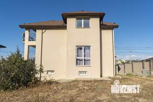 Дом 267м², 3-этажный, участок 8 сот.