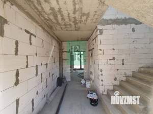 Дом 141м², 2-этажный, участок 4 сот.