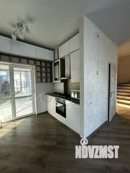 Таунхаус 167м², 3-этажный, участок 4 сот.