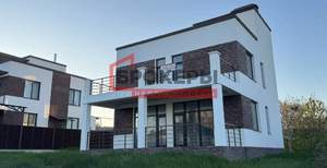 Дом 299м², 2-этажный, участок 4 сот.