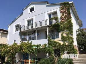 Дом 352м², 3-этажный, участок 7 сот.