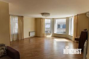 Дом 442м², 3-этажный, участок 19 сот.