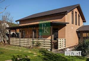 Дом 176м², 2-этажный, участок 5 сот.