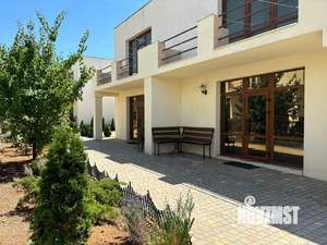 Дом 203м², 2-этажный, участок 4 сот.