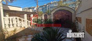 Дом 300м², 3-этажный, участок 3 сот.