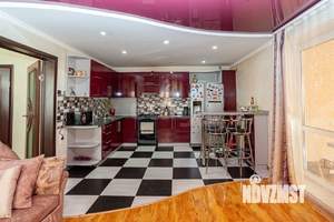 Дом 137м², 2-этажный, участок 6 сот.