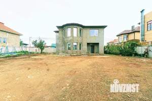 Дом 239м², 2-этажный, участок 10 сот.