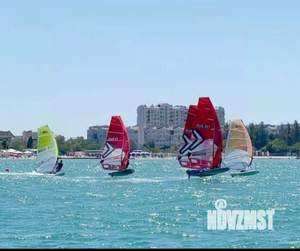 Дом 400м², 3-этажный, участок 4 сот.