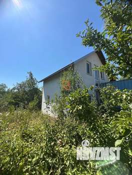 Дом 69м², 2-этажный, участок 5 сот.