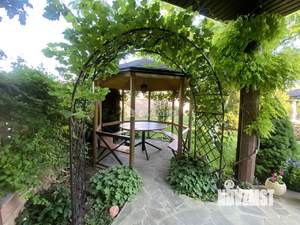 Дом 248м², 2-этажный, участок 8 сот.