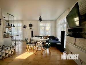 Дом 115м², 2-этажный, участок 4 сот.