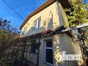 Дом 64м², 2-этажный, участок 4 сот.