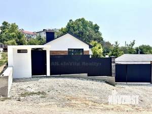 Дом 100м², 1-этажный, участок 4 сот.