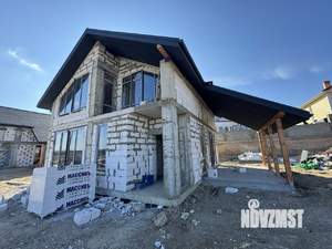 Дом 226м², 3-этажный, участок 5 сот.