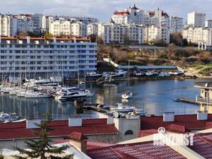 Дом 297м², 3-этажный, участок 4 сот.