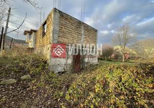 Дом 96м², 2-этажный, участок 6 сот.