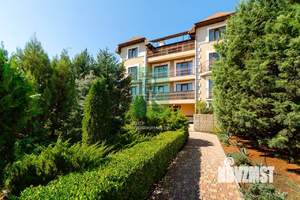 Дом 764м², 4-этажный, участок 9 сот.