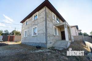 Дом 289м², 2-этажный, участок 9 сот.