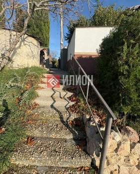 Дом 138м², 3-этажный, участок 4 сот.