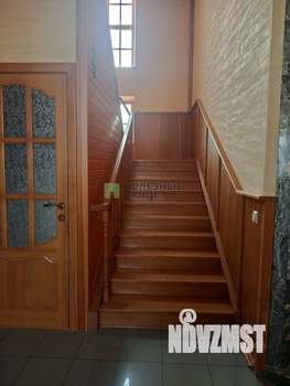 Дом 350м², 3-этажный, участок 8 сот.