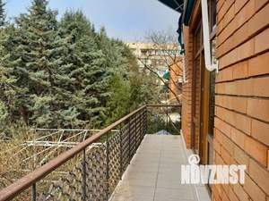 Дом 314м², 3-этажный, участок 5 сот.