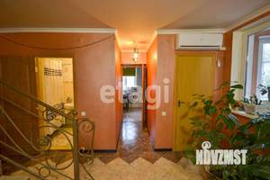 Дом 275м², 3-этажный, участок 9 сот.