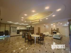 Дом 434м², 3-этажный, участок 5 сот.