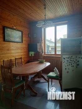 Дом 350м², 3-этажный, участок 8 сот.