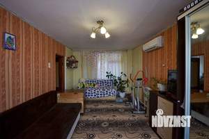 Дом 210м², 3-этажный, участок 8 сот.