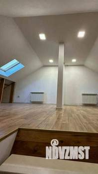 Дом 105м², 2-этажный, участок 4 сот.