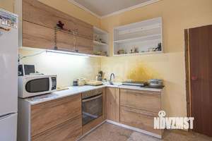 Дом 121м², 2-этажный, участок 6 сот.