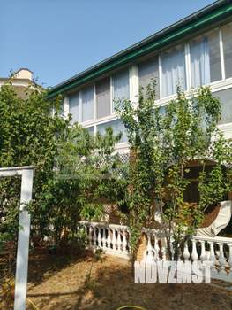 Коттедж 212м², 2-этажный, участок 4 сот.