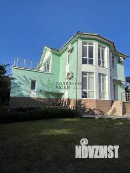 Дом 315м², 2-этажный, участок 8 сот.