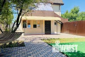 Дом 50м², 2-этажный, посуточно, 
