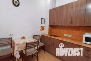 Дом 44м&sup2;, 2-этажный, посуточно, 