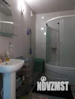 Дом 64м&sup2;, 2-этажный, посуточно, 