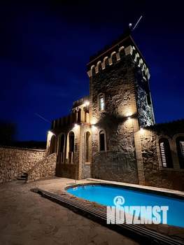 Дом 200м&sup2;, 2-этажный, посуточно, 