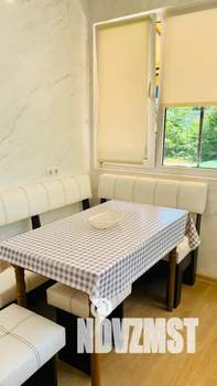 Дом 45м&sup2;, 2-этажный, посуточно, 