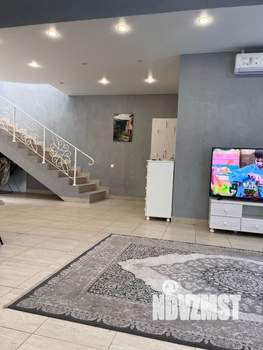 Дом 200м&sup2;, 2-этажный, посуточно, 