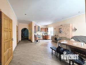 Дом 324м², 3-этажный, на длительный срок, 