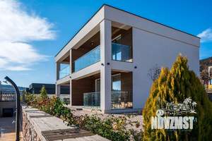 Дом 460м&sup2;, 2-этажный, посуточно, 