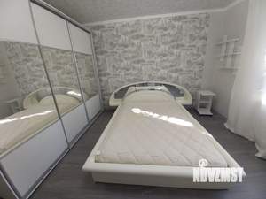 Дом 160м², 2-этажный, на длительный срок, 