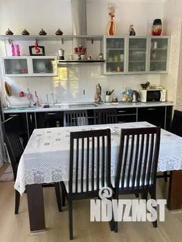 Дом 200м², 3-этажный, посуточно, 