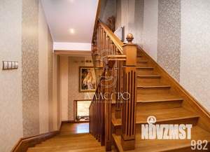 Дом 305м², 3-этажный, на длительный срок, 