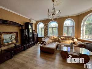 Дом 285м², 3-этажный, на длительный срок, 