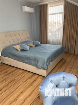 Коттедж 170м², 2-этажный, на длительный срок, 