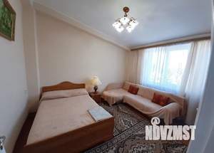 Дом 44м&sup2;, 2-этажный, посуточно, 